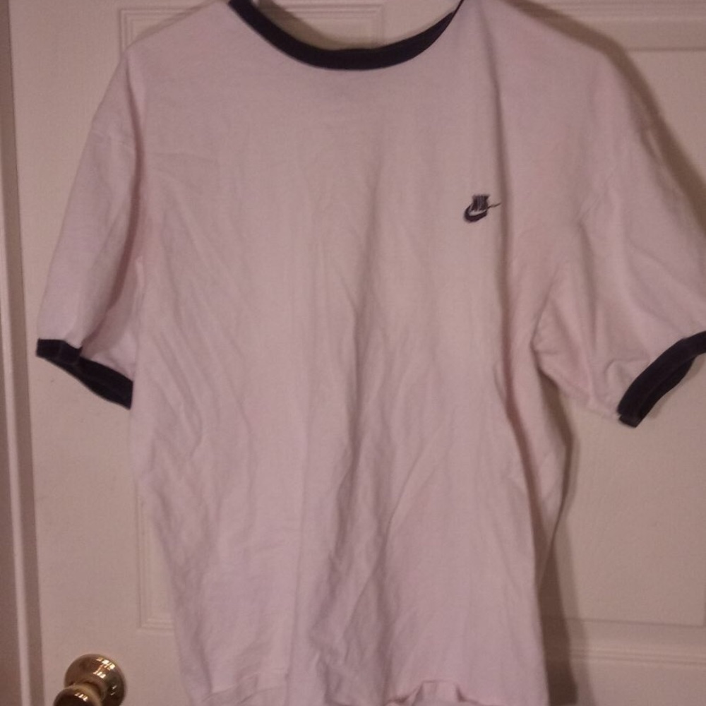 Nike t-shirt box logo
